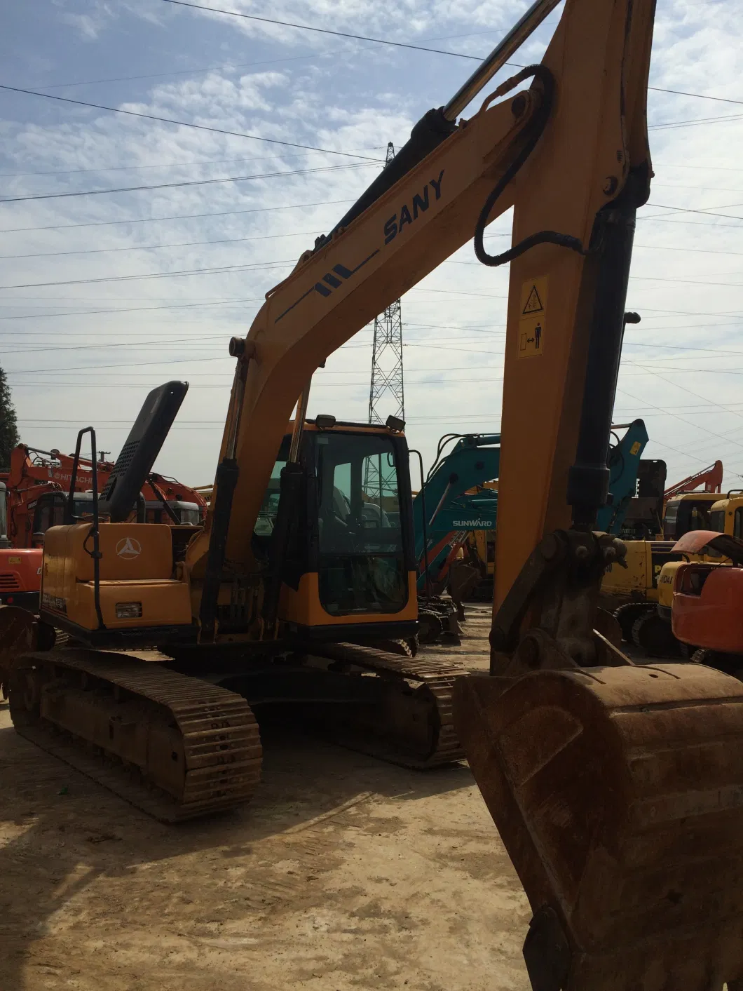 Good Condition Low Price Sany 135c-8 Used Excavator